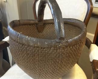 Wood handle basket