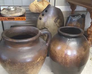 Great looking ...!!Glazed pottery vessels...