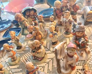 HUMMELS..1971 "RIDE INTO XMAS  "--"FEEDING TIME THE CHICKENS"--& "HEAVENLY ANGEL"