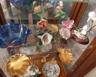 LOTS OF PORCELAIN LENOX FLOWERS AND ANIMALS