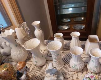 BELLECK GREEN SHAMROCK VASES