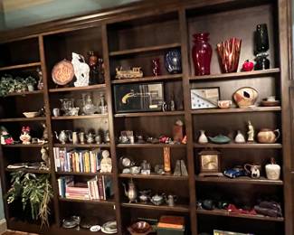 The amount of really nice and cool decorative items in his house is unparalleled! These guys were world travelers with a great eye… The house is just packed full of cool & interesting things. Plus the backyard is amazing… I definitely encourage you to get all the way to the pictures!