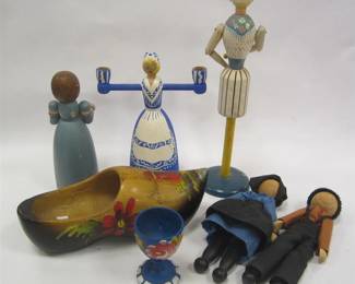 DUTCH AND SCANDINAVIAN WOOD COLLECTIBLES