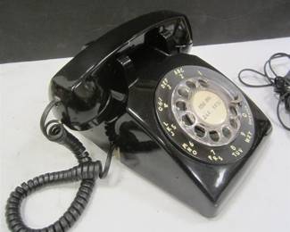  VINTAGE BLACK WESTERN ELECTRIC ROTARY TELEPHONE.  FULL WORKING ORDER