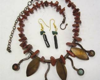 CONTEMPORARY JASPER NECKLACE