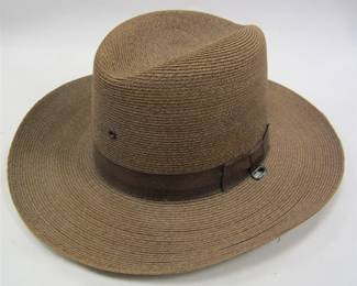 MEN'S STRATTON STRAW HAT. USED