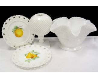 PAIR OF HAND PAINTED PLATES WITH PIERCED EDGES, WESTMORELAND PEDESTAL GLOBE WITH ENGLISH HOBNAIL PATTERN