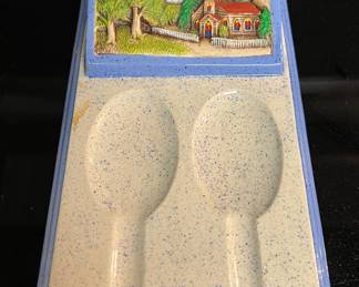 Hand painted spoon rest