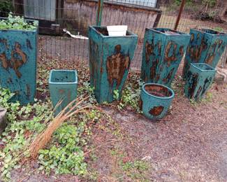 XL outdoor planters