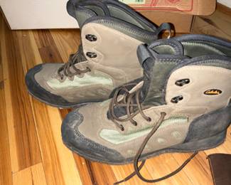 Cabelas Boots , size 11