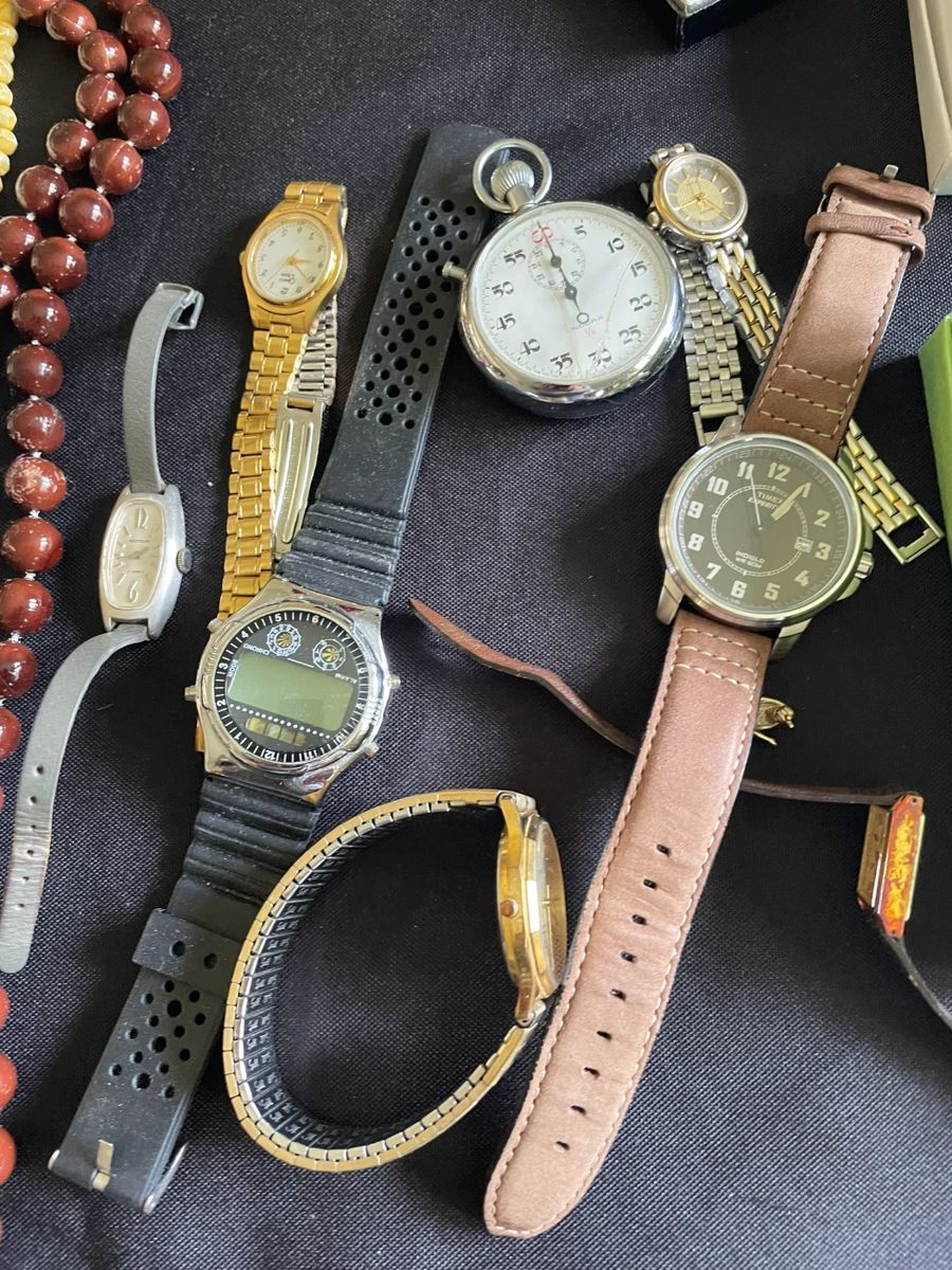 VINTAGE SALE in SPRINGFIELD with SALE by GALE starts on 3/8/2024