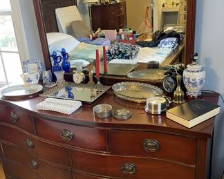 Dresser with mirror,
