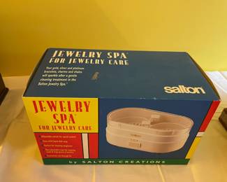 Jewelry Spa (in box).
