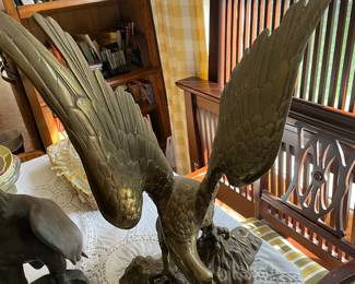Incredible bronze eagle.