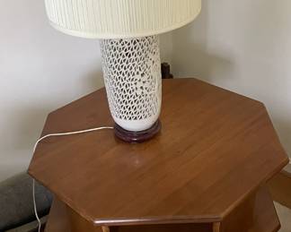 Pair of Blanc de Chine lamps and octagonal end table.