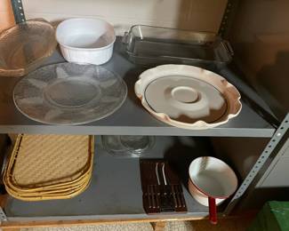 Assorted cookware.