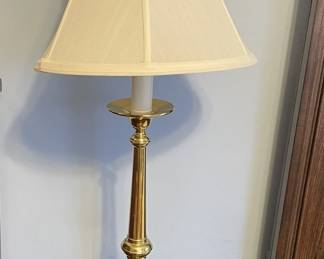 Brass floor lamp.