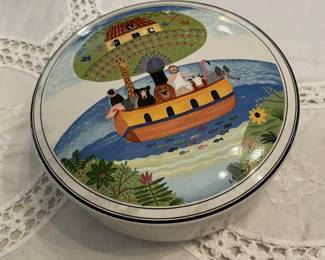 Villeroy and Boch design Naif Noah's Ark 6" candy box/trinket box.