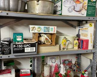 Assorted decorative items.