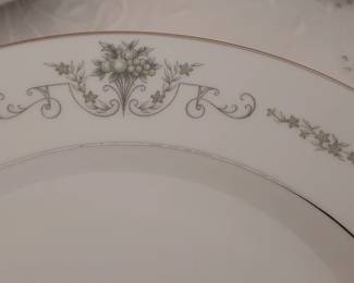 Set of Rose China Gainsborough 