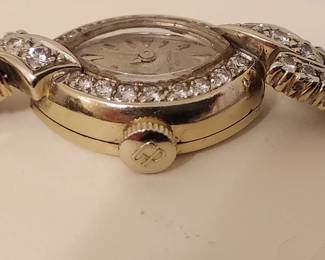 GIRARD PERREGAUX 14k Gold Ladies Diamond Watch 