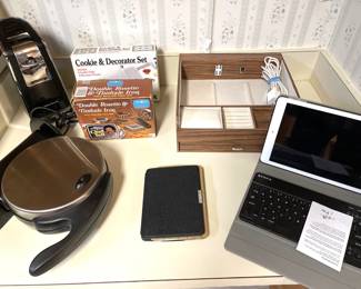 Kindle, iPad, Kitchen Items
