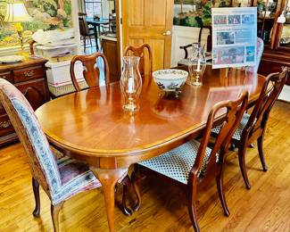 Dining Room Table and chairs
