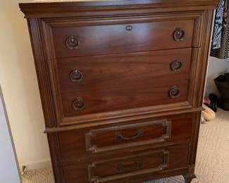 chest of drawers, vintage
