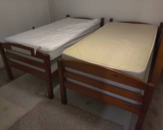 Solid wood twin beds and mattresses 