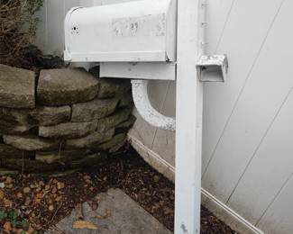 Mailbox with post