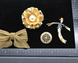 Elegant Vintage Gold-Tone Brooch Collection With Faux Pearl And Art Deco Designs