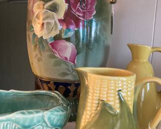 McCoy planter, Shawnee pitcher