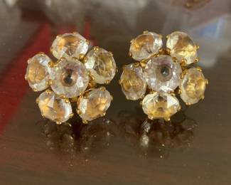 Mimi de N headlight screw back earrings