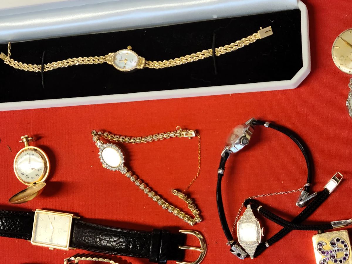 Assorted Gold watches