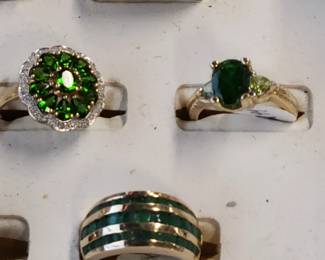 Assorted Gold rings 