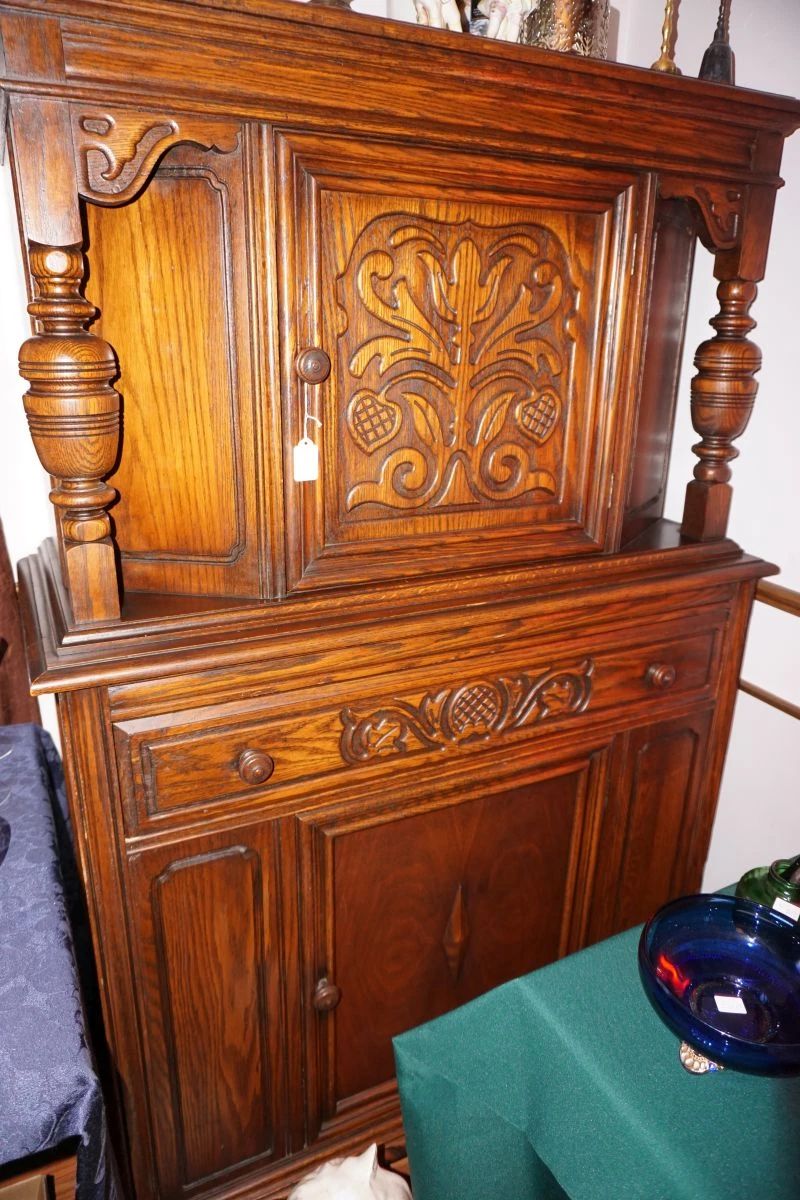 PACKED Williamsville Treasure Hunt Estate Sale!! starts on 3/29/2024