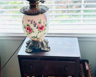 Hand painted Gone With the Wind Victorian style lamp