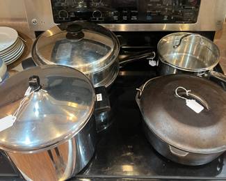 Cast Iron dutch oven