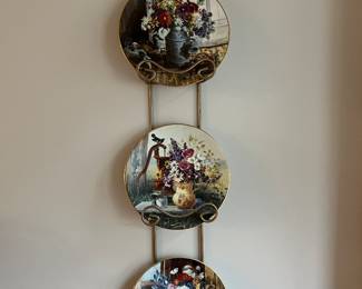 Decorative flower plates