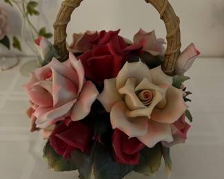 Capodimonte flower vase  