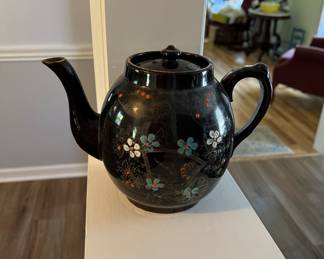 Vintage tea pot