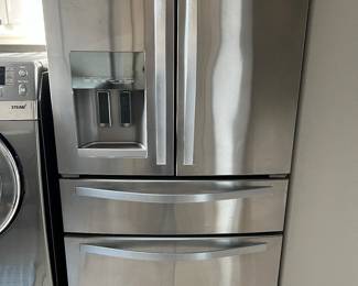Fantastic Whirpool  stainless refrigerator