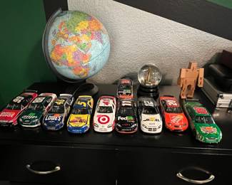 Die cast NASCARS