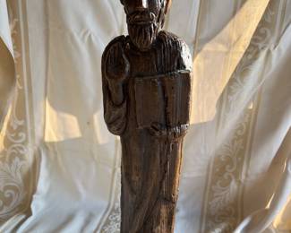 Monk/religious staute