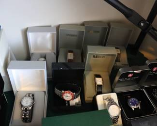 Citizen, Timex, Swiss Army Knife Watches, Nautica,  ESQ, Guess, Pulsar, Casio, Timex,  Fossil, Seiko, Skagen Watches   Over 100 New Watches!! 