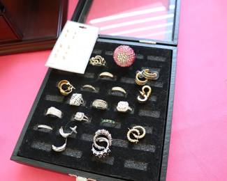 Women's Watches and Jewelry 
