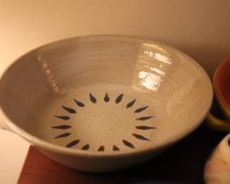 Jugtown Ware Pottery Bowl 