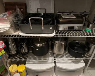 C186 - Kitchen Items Priced Individually. 