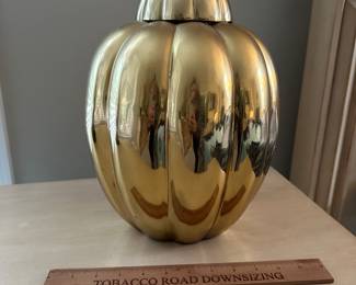 C54 - $65. Ethan Allen Ginger Jar. Heavy Brass. 