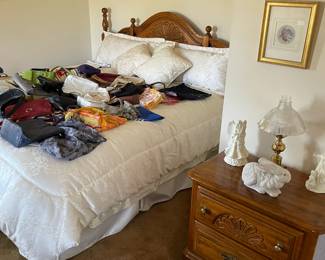 Queen Sumter Cabinet Co. Bedroom Suite